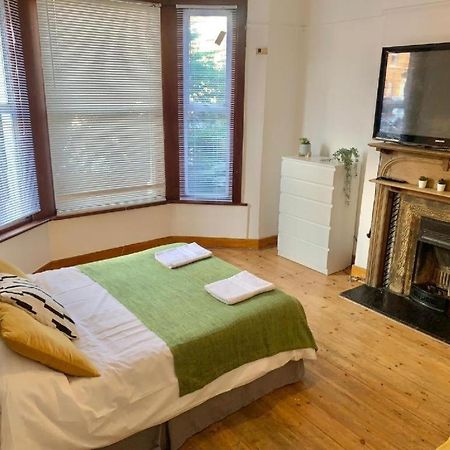 Guest House Balham, South London Spacious, Lambert, 6 Rooms Available Exterior foto